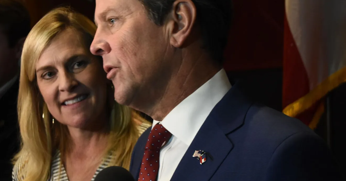 Kemp talks offshore drilling, other local issues