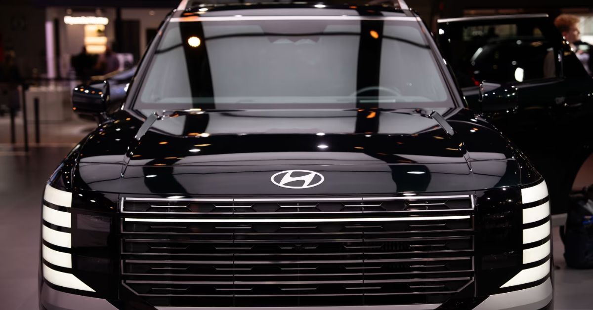 Hyundai Profit Steady but Tariff Hit Looms